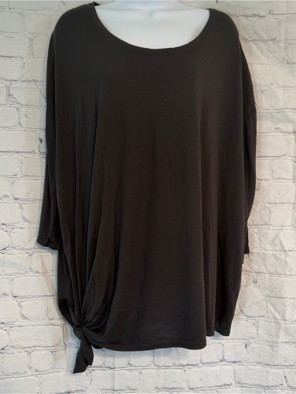 Terra & Sky Black Side-Knot Scoop Neck Tunic 2X